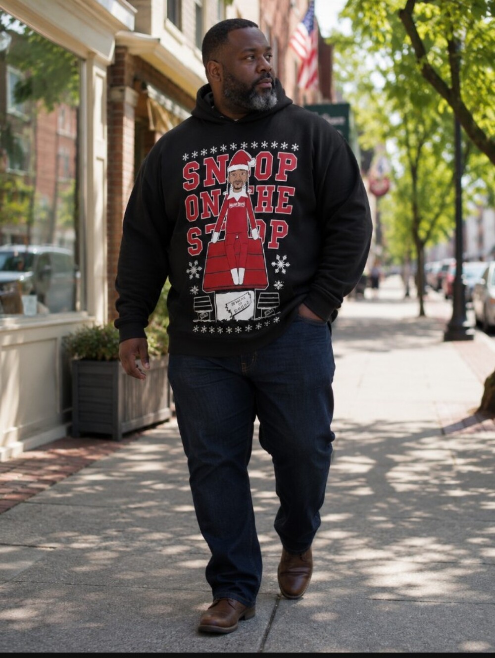 SNOOP ON THE STOOP CHRISTMAS  HOODIE w/ POCKETS- Size: EX-Large -NWT